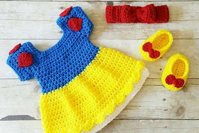 crochet make with love
