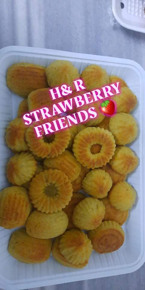H&R Strawberry Friends